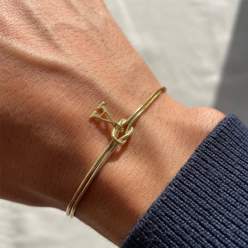 Liebesknoten – Initial-Armband